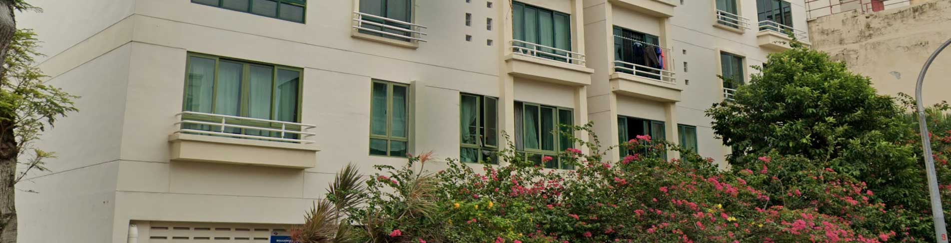 Bougainvilla Apartments